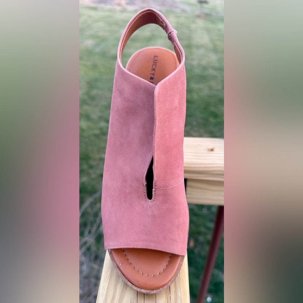 LUCKY! “Rhazy”Mauve/Pink Sandals/Size-7